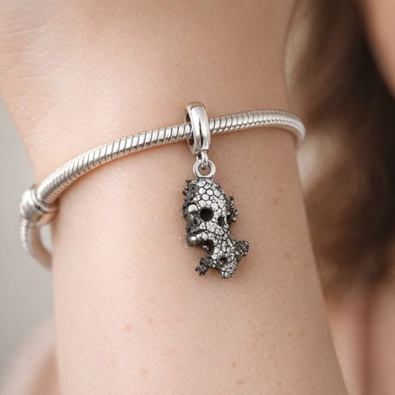 Giraffe Charm - Giraffe Animal Dangle Charm — worn on wrist