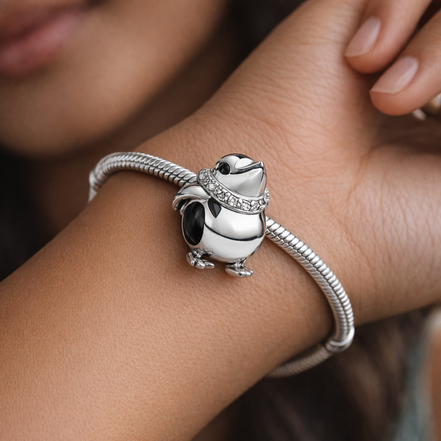 Skiing Penguin Charm - ZZ1552_2 — worn on wrist
