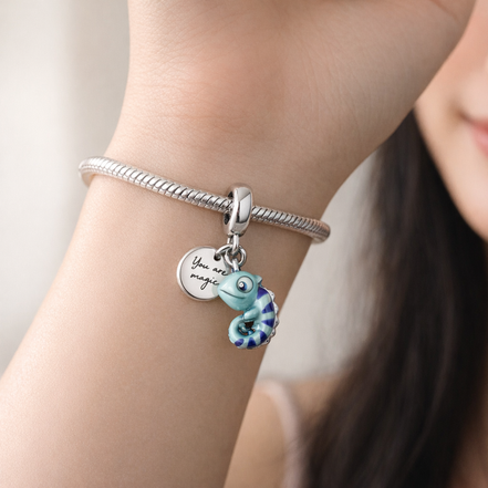 Color-changing Chameleon Dangle Charm — worn on wrist